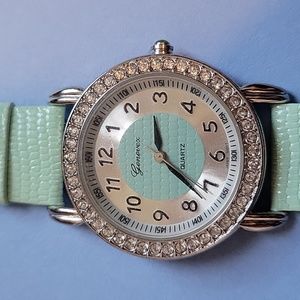 listing-status-banner